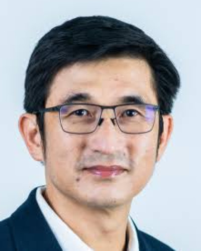 Professor Dr. Peerapong jitsangiam